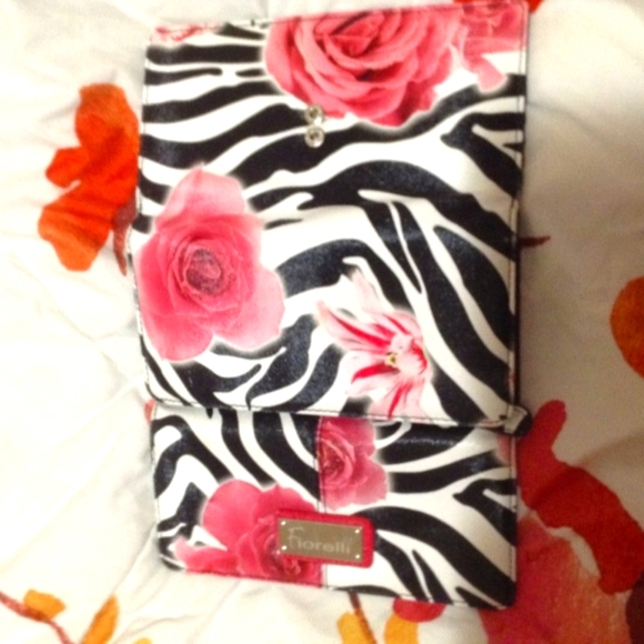 Forelli 3-Fold Wallet - Picture 2 of 4